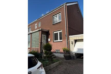 Gepflegtes Reihenhaus mit Garage in Ahlen
