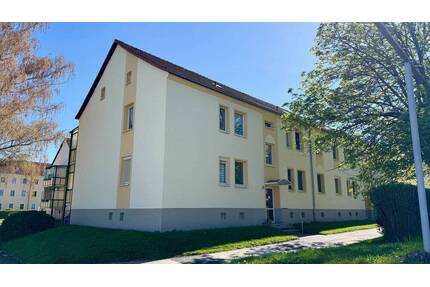 ++++ MODERNES ZUHAUSE MIT WOHNAMBIENTE IN SCHMÖLLN ++++ zentrale Lage++++