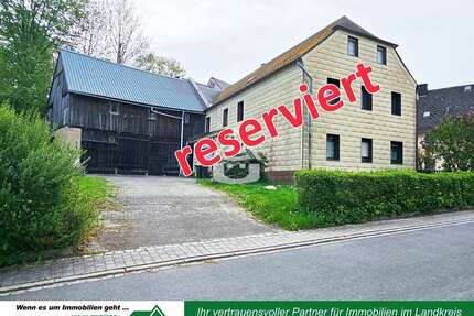 Haus zum Kaufen in Höchstädt im Fichtelgebirge 169.000,00 € 215 m²