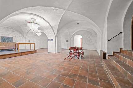 Haus zum Kaufen in Stühlingen 1.059.000,00 € 640 m²