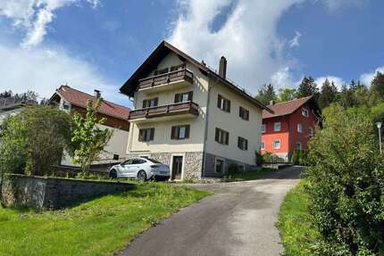 Haus zum Kaufen in Bayerisch Eisenstein 150.000,00 € 165 m²