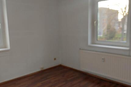 2-Zimmer-Dachgeschosswohnung in Gotha – gemütlich & hell