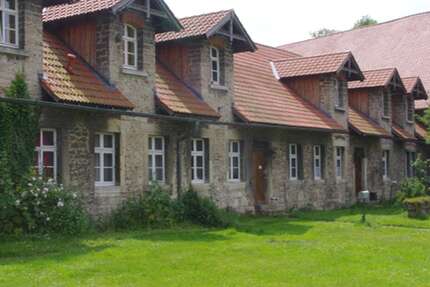 Haus zum Mieten in Lucklum 1.980,00 € 180 m²