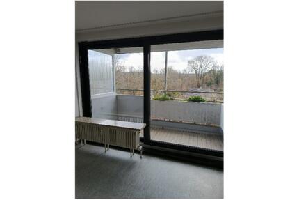 2 ZKB Wohnung in Saarbrücken mit Balkon, Aufzug