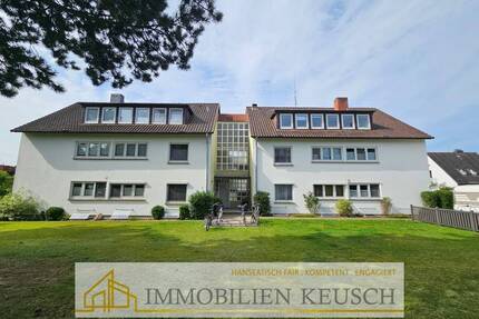 Helle 4-Zimmer-Wohnung mit großem Wohn-Esszimmer und vielen Fenstern ! Ruhige & zentrale Lage - Achim