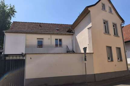 Haus zum Mieten in Wallertheim 820,00 € 123.02 m²