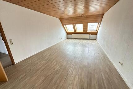 2-Zimmer Dachgeschosswohnung in Essen-Altendorf