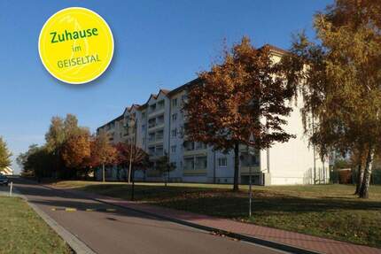 3-Raum-Wohnung mit Balkon - Erstbezug nach Sanierung - Braunsbedra OT Frankleben