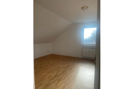 Moderne Helle 3 Zi. Wohnung, Einbauküche , zum 1.11 - Bad Segeberg