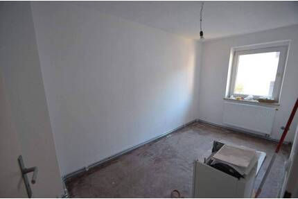 Teilsanierte 3 Zimmerwohnung - 199.000,00&nbsp;EUR Kaufpreis, ca.&nbsp; 62,00&nbsp;m&sup2;&nbsp;Wohnfl&auml;che in Nürnberg (PLZ: 90461) Gibitzenhof