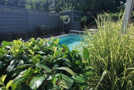 Ihr neues Zuhause mit Pool und gepflegtem Garten in Seenähe - Markkleeberg