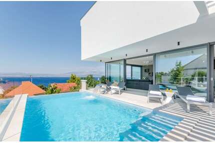 Haus zum Kaufen in Brac 4.000.000,00 € 620 m²