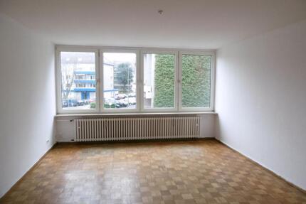 Wohnungen zu vermieten - 1. OG und 3. OG - ca 90 bis 97 QM - Düsseldorf Derendorf
