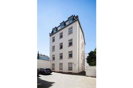 Sanierte 2-Zimmerwohnung mit Einbauküche im Nordend! - Frankfurt am Main Nordend West