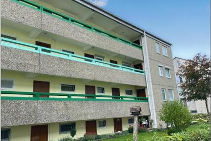 Modernisierte 2,5 Zimmer Wohnung mit Balkon in LoxstedtStotel