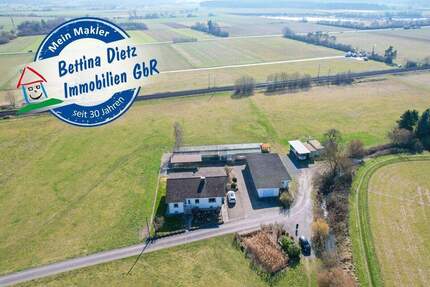 DIETZ: Aussiedlerhof für Pferde und Tierhaltung geeignet! Wohnhaus mit Nebengebäuden in Babenhausen!