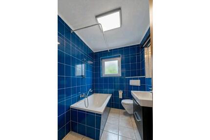 Private 4-Zimmer-Wohnung mit BalkonBadewanne – 90443 Nürnberg