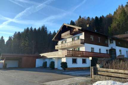 Haus zum Kaufen in Siegsdorf 920.000,00 € 265 m²