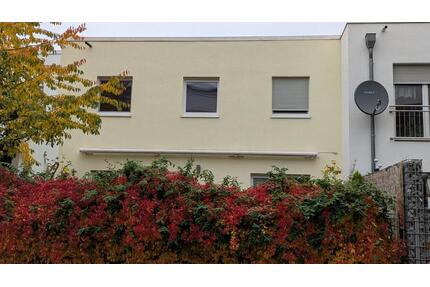 Modernes Reihenmittelhaus in Alt-Lehndorf - Braunschweig Lehndorf-Watenbüttel