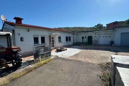 Haus zum Kaufen in Neumagen-Dhron 250.000,00 € 148.6 m²