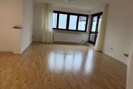 Wohnung zum Mieten in Schwieberdingen 990,00 € 81.95 m²