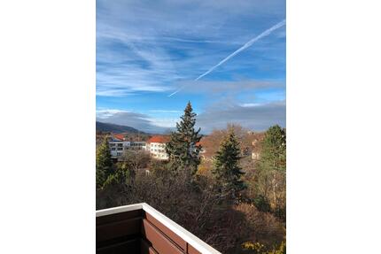 Möblierte 3-Zi. Whg. mit schöner Aussicht, EBK & Balkon - Bad Harzburg