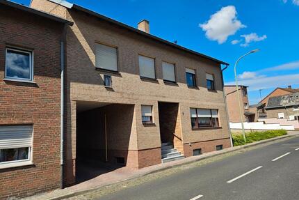 Großes Einfamilienhaus Generationenhaus in Zülpich