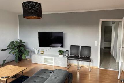 Renovierte 3 Zimmer Wohnung mit Balkon in Augsburg Wolframsvierte - Kissing