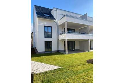 3-Zimmer Neubau-Wohnung mit TG-Stellplatz und 70 m² Sonnengarten - Weil am Rhein
