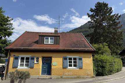 Haus zum Kaufen in Bad Reichenhall 450.000,00 € 177 m²