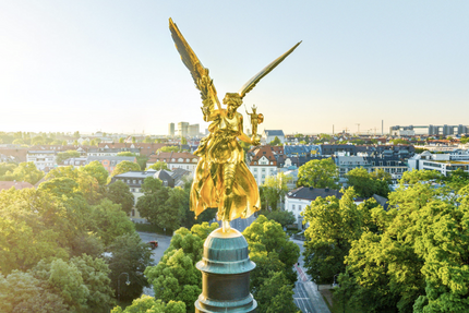 Haus zum Kaufen in München 53.500.000,00 € 3000 m²