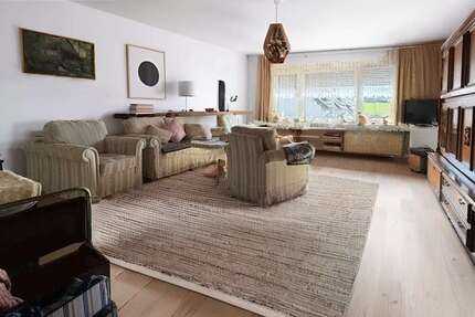 Haus zum Kaufen in Leichlingen 399.000,00 € 220 m²
