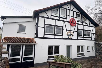 Neu renovierte 120 qm Wohnung in Hirtscheid - ab 01.06. - Hattert