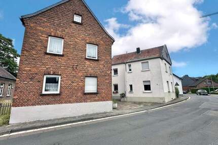 Zwei Einfamilienhäuser in beliebter Wohnlage - Neuss Norf