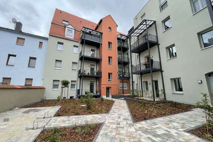 Wohnung zum Mieten in Delitzsch 820,00 € 74.58 m²