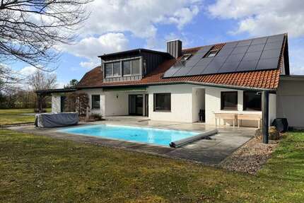 Haus zum Mieten in Eggelstetten 2.100,00 € 210 m²