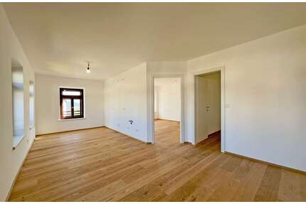 Wohnung zum Kaufen in Freilassing 528.000,00 € 107.14 m²