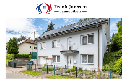 Haus zum Kaufen in Gondenbrett 449.000,00 € 204 m²