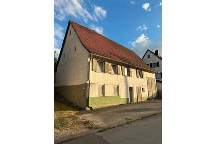 Charmantes Haus zu verkaufen - 80.000,00&nbsp;EUR Kaufpreis, ca.&nbsp; 120,00&nbsp;m&sup2; in Dormettingen (PLZ: 72358)