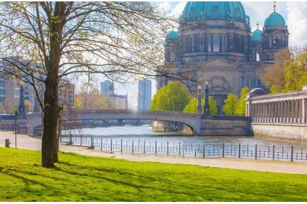 2 Zi-Whg mit Balkon am Berliner Dom mit Concierge EBK Aufzug u. TG (6.4)