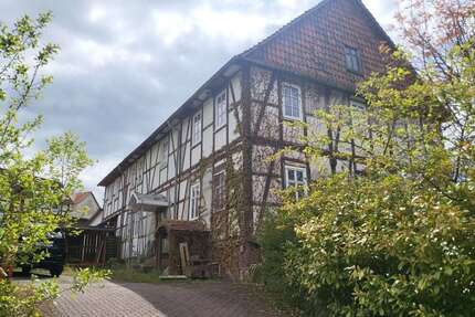 Haus zum Kaufen in Sontra 60.000,00 € 250 m²