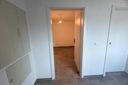 Erstbezug nach Kernsanierung - moderne 2,5 Zimmer-EG-Wohnung - Jembke
