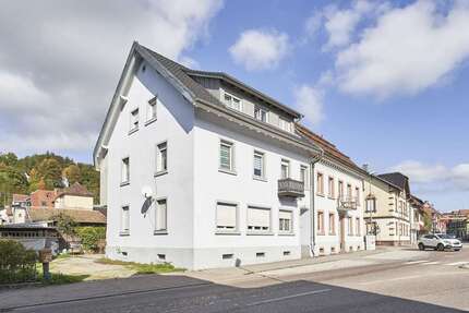 Haus zum Kaufen in Elzach 630.000,00 € 193 m²