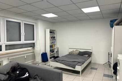 WG Zimmer in Bahnhof Viertel - 485,00&nbsp;EUR Kaltmiete, ca.&nbsp; 28,00&nbsp;m&sup2; in Aschaffenburg (PLZ: 63739) Österreicher Kolonie