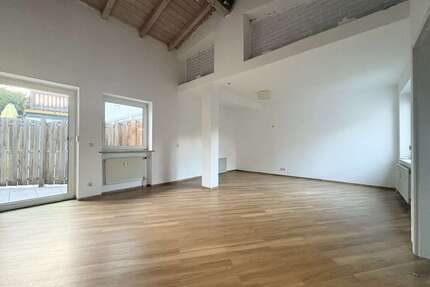 Wohnung zum Kaufen in Bruckmühl 238.000,00 € 47.68 m²