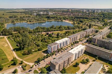 Ideal für den Start! - 134,00&nbsp;EUR Kaltmiete, ca.&nbsp; 25,75&nbsp;m&sup2; in Neubrandenburg (PLZ: 17034) Datzeberg