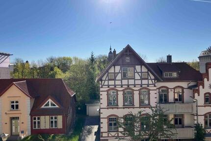 Stilvolle, helle Altbauwohnung mit großem Balkon - Stralsund Langendorfer Berg