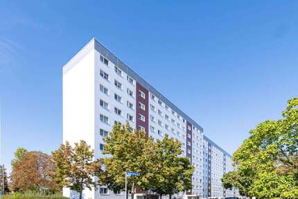 Wohnung zum Mieten in Magdeburg 254,48 € 31.81 m²