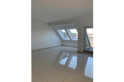2 Zimmerwohnung mit Dachterrasse in Bilk - Wentzel-Dr - Düsseldorf Stadtbezirk 3