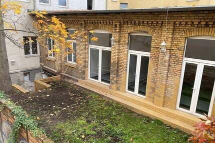 nördliche Innenstadt* Halle* helle 6-Raum Wohnung mit eigenem Garten* 2 Bäder* WG möglich